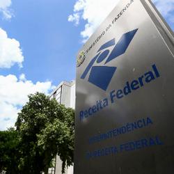 © Marcelo Camargo Agência Brasil imposto de renda receita federal home peqeuna