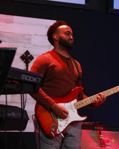 Amanuel Benti — music instructor at MMS Art Studio