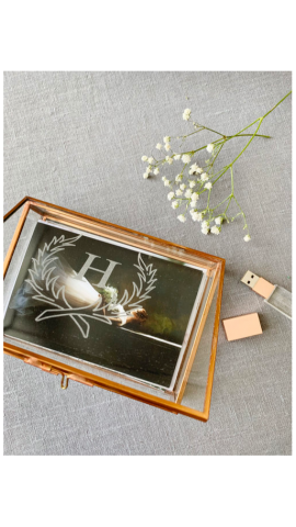 Wooden Photo Holder for Art Prints, Professional Printing Services