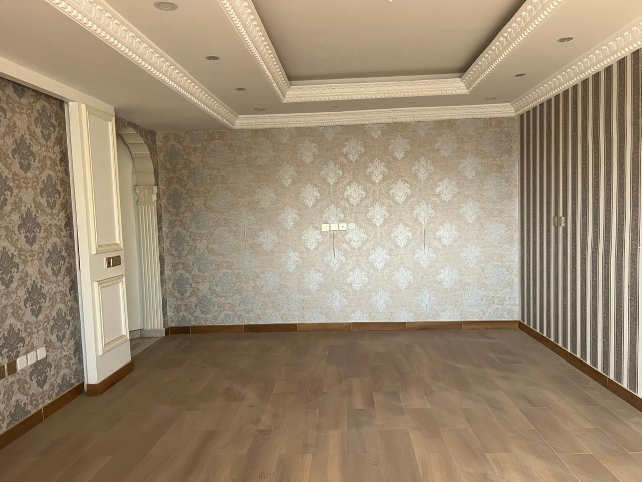 عمارة سكنية بمساحة 1057.5 م صك رقم 560001584582