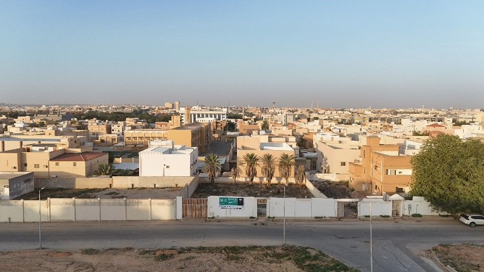 فيلا سكنية بحي الشفاء بمدينة عنيزة -4785920786200000