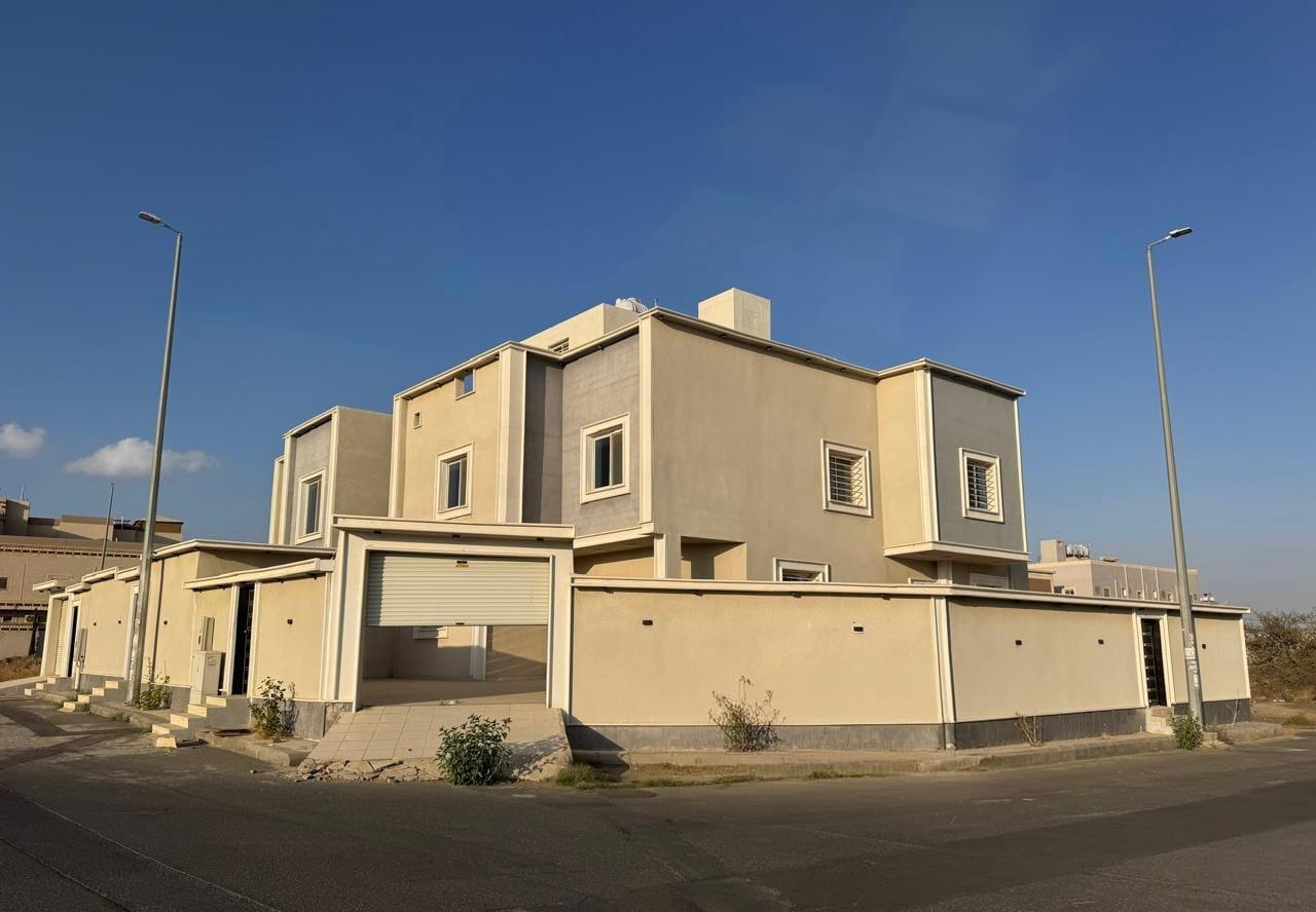 فيلا سكنية - حي النور - بمساحة 348.61 متر مربع - خميس مشيط