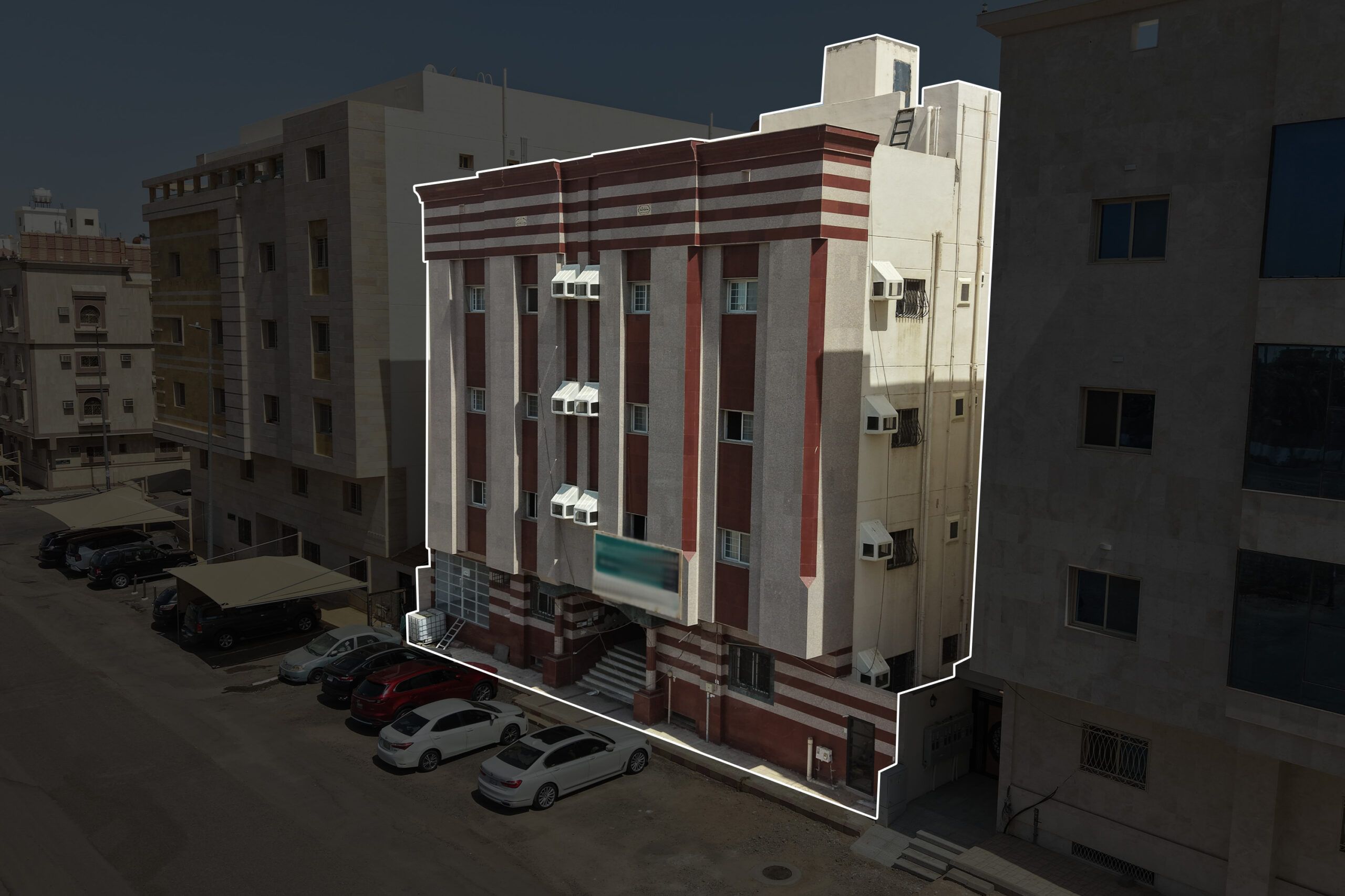 عمارة سكنية بحي الخالدية بمنطقة اللابة المعدل بصك 940125001479
