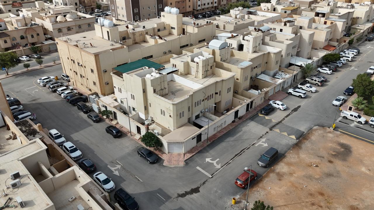 عمارتين سكنية بمساحة 1323 م بحي السلام بمدينة الرياض صك رقم / 360677000550