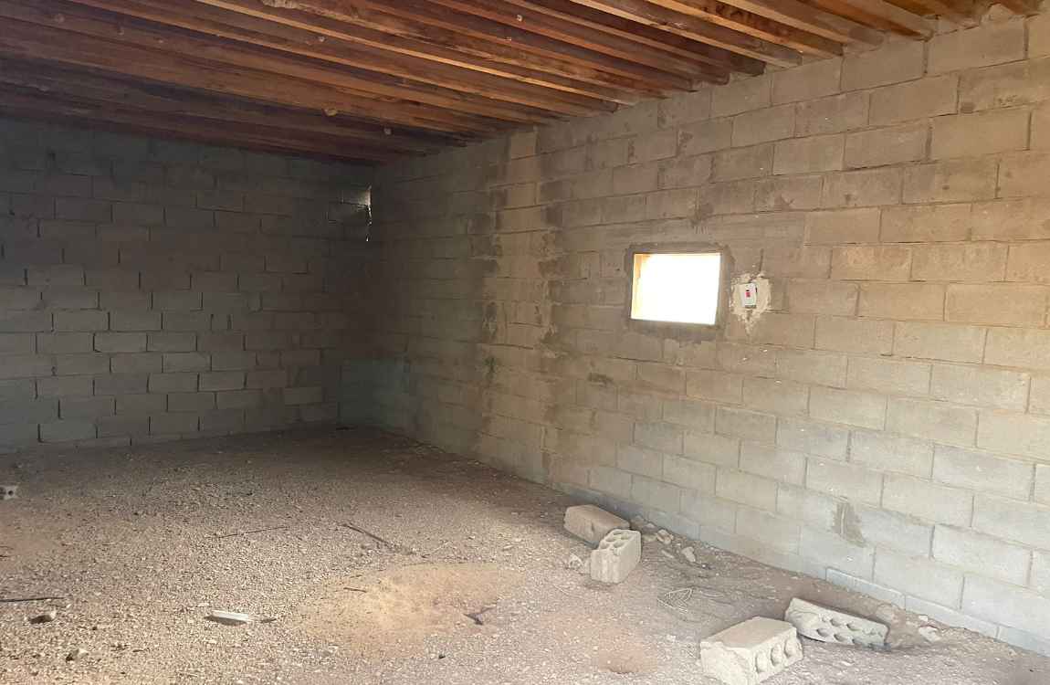 أبانات / أرض مقام عليها مبنى / 527.41 م / 363503007627