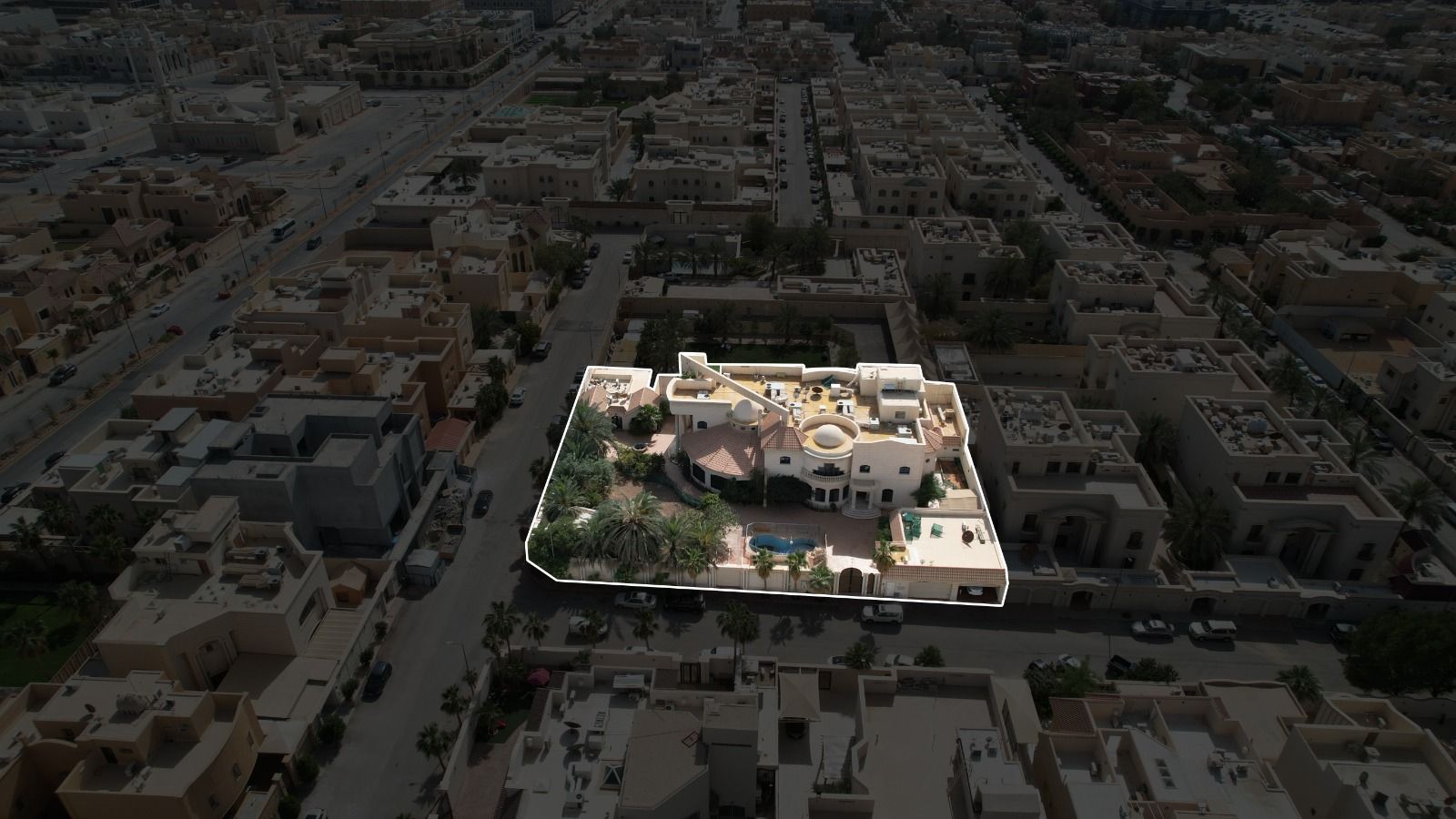 فيلا سكنية في حي الغدير بمدينة الرياض بصك 9111445373300000