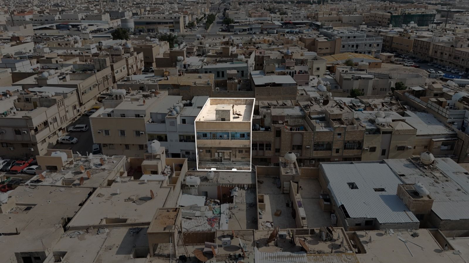 عمارة سكنية في حي غبيرا بمدينة الرياض بصك 860681006940