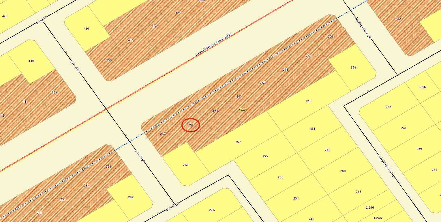 أرض سكنية تجارية بمساحة 800م صك رقم 819833000970