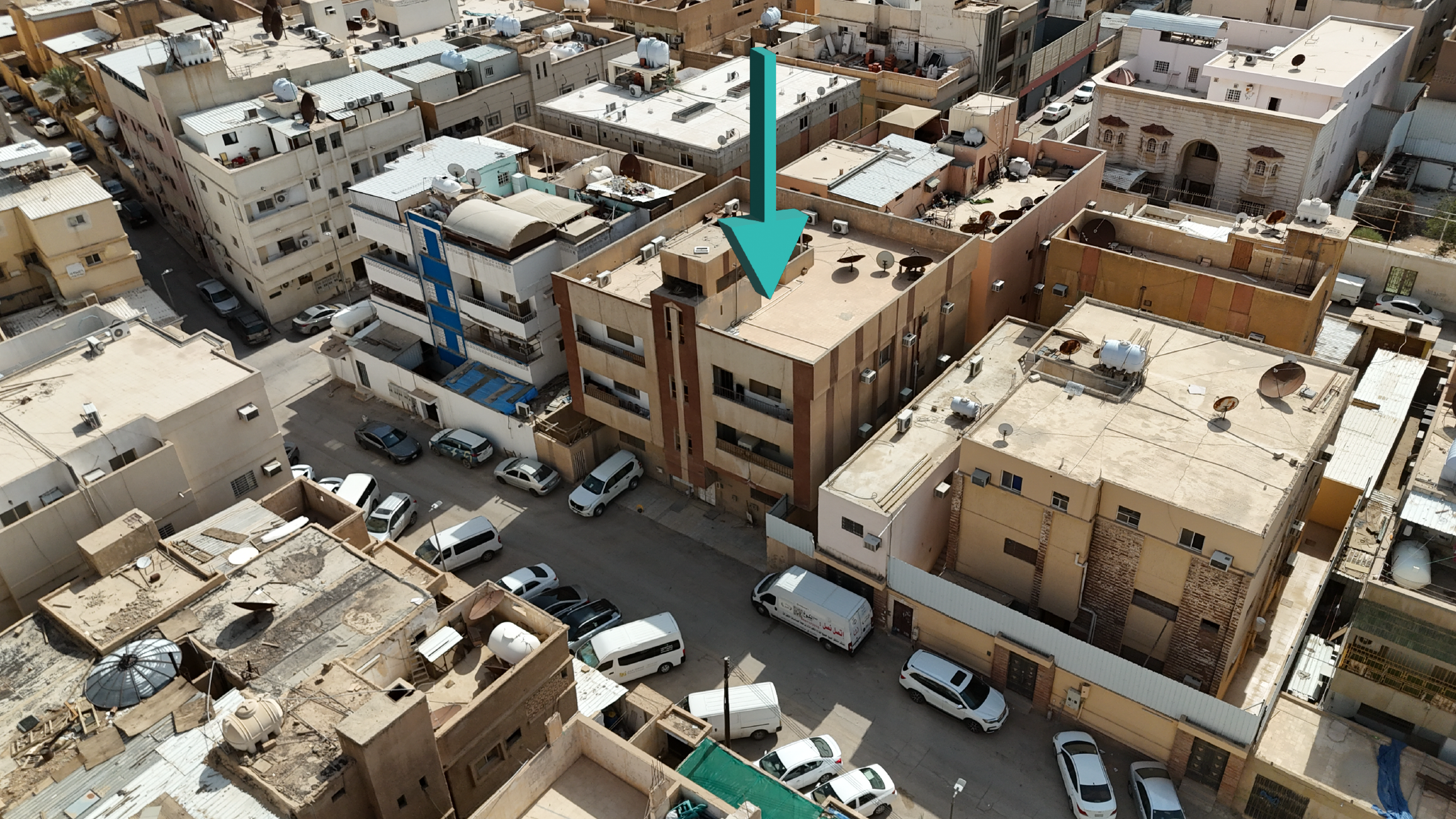 عمارة سكنية مؤجرة بالكامل بحي ( العمل - الرياض ) بمساحة 400 م بصك 210115042018
