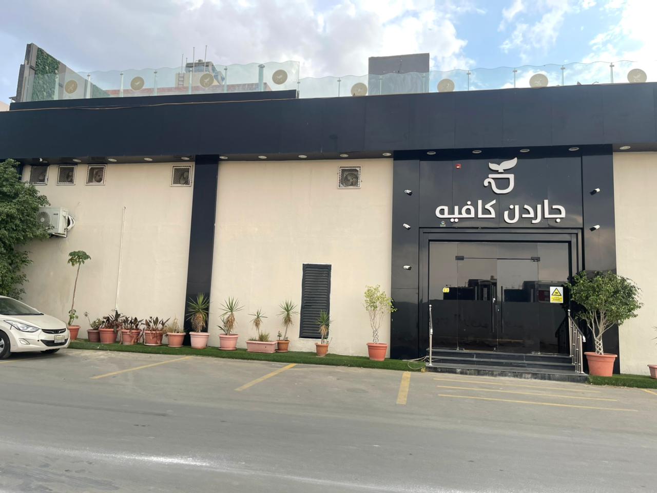 مجمع تجاري بمدينة الطائف حي نخب مقام على عدة صكوك -920706008030 -920706008027-720706008028-720706008029-720706008026-920706008025