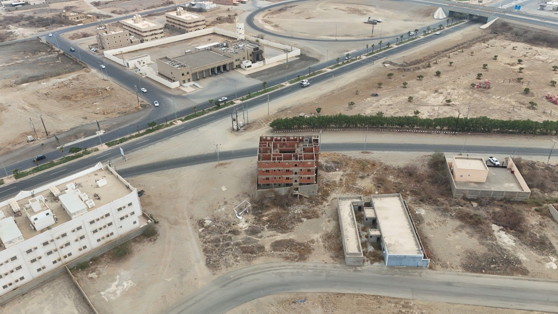 عمارة مساحة 575م2 - أبها (رقم الصك : 671404009702)