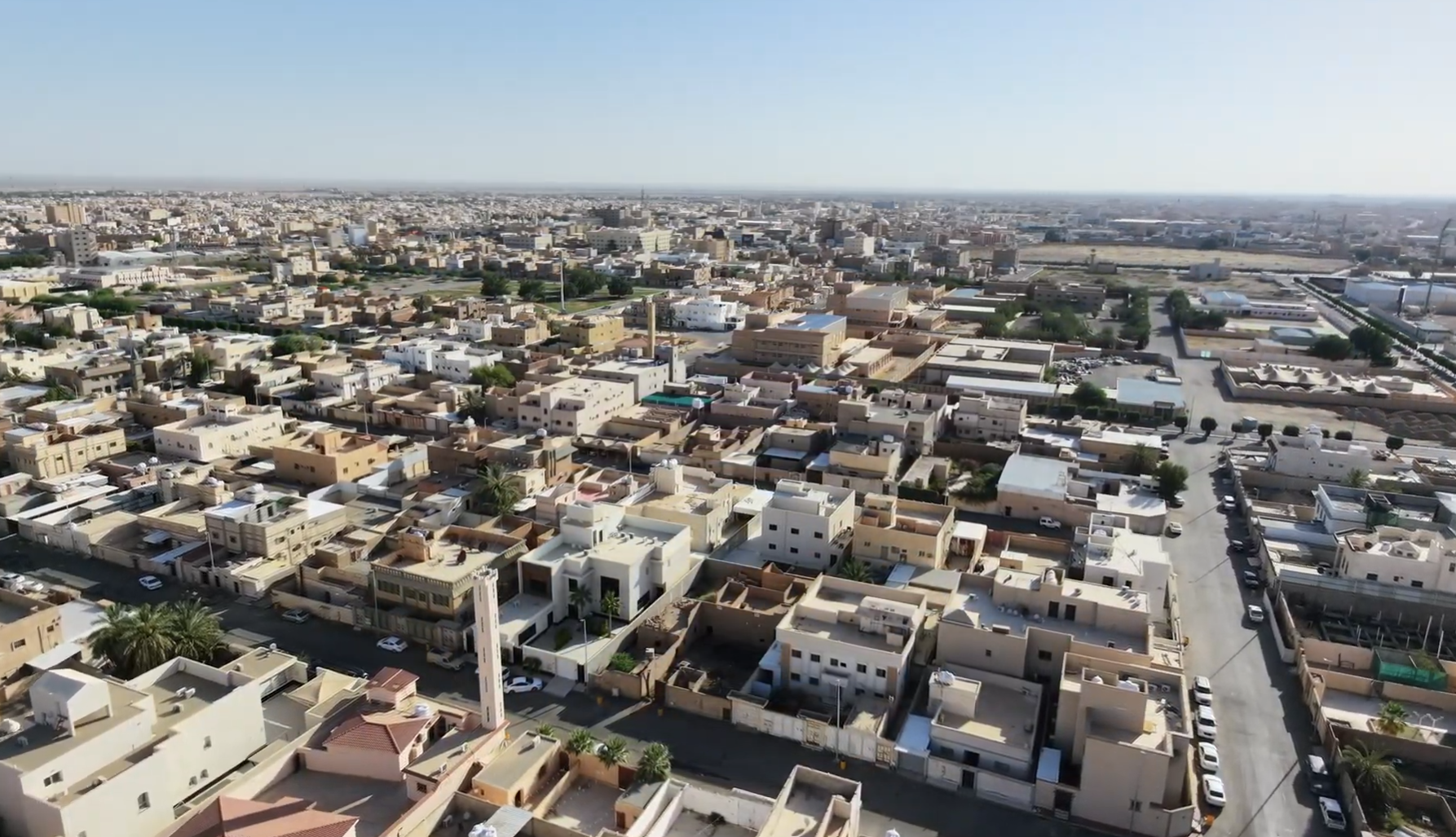 الرس / حي الملك عبدالعزيز / بيت شعبي / 700 م / 263505007984