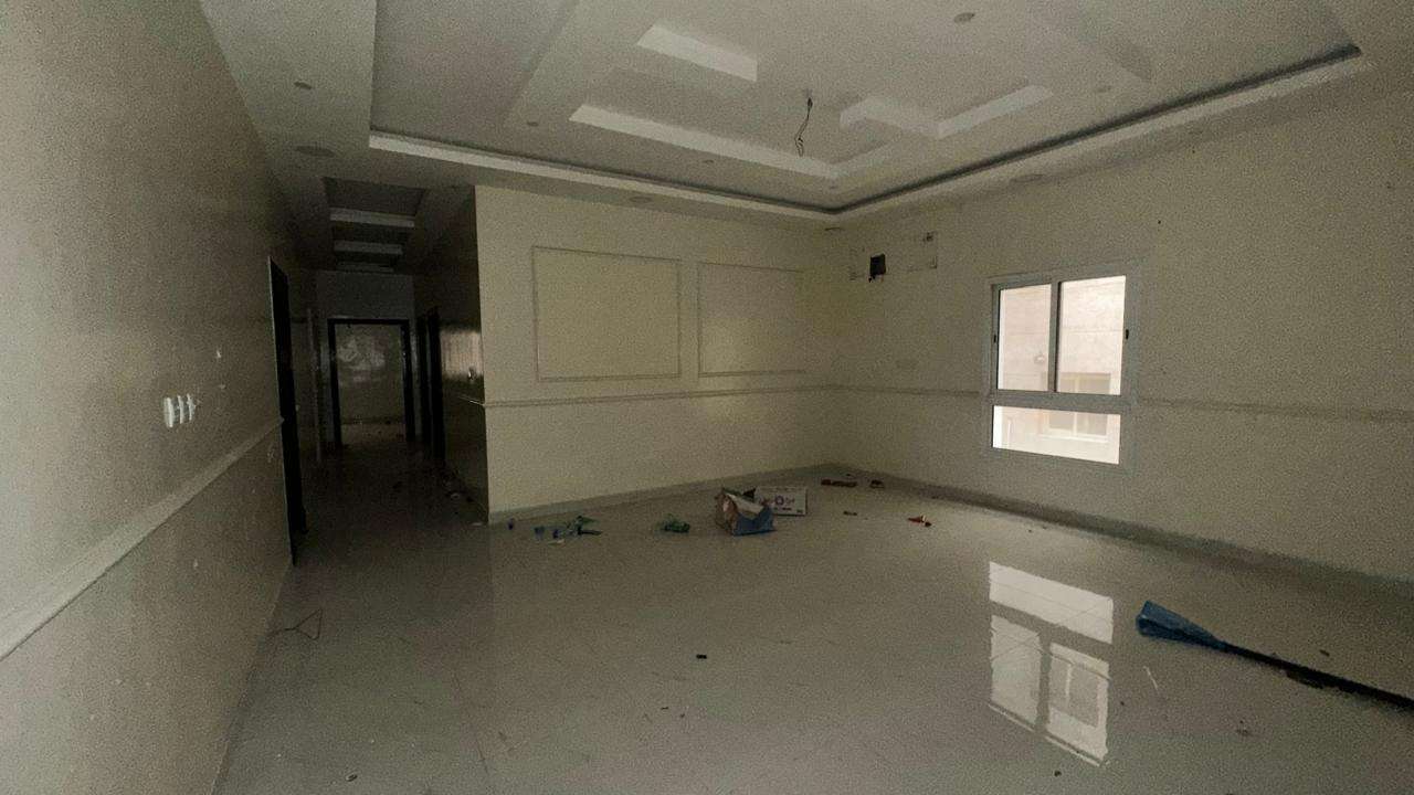 شقة بحي ( الفيحاء - الدمام ) بمساحة 180.47 م - بصك 394795000126