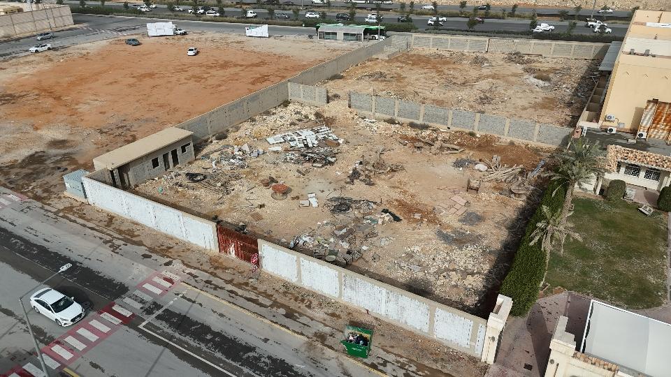 أرض سكنية مسورة بحي الهداء بمدينة الرياض رقم الصك/ 610119025830