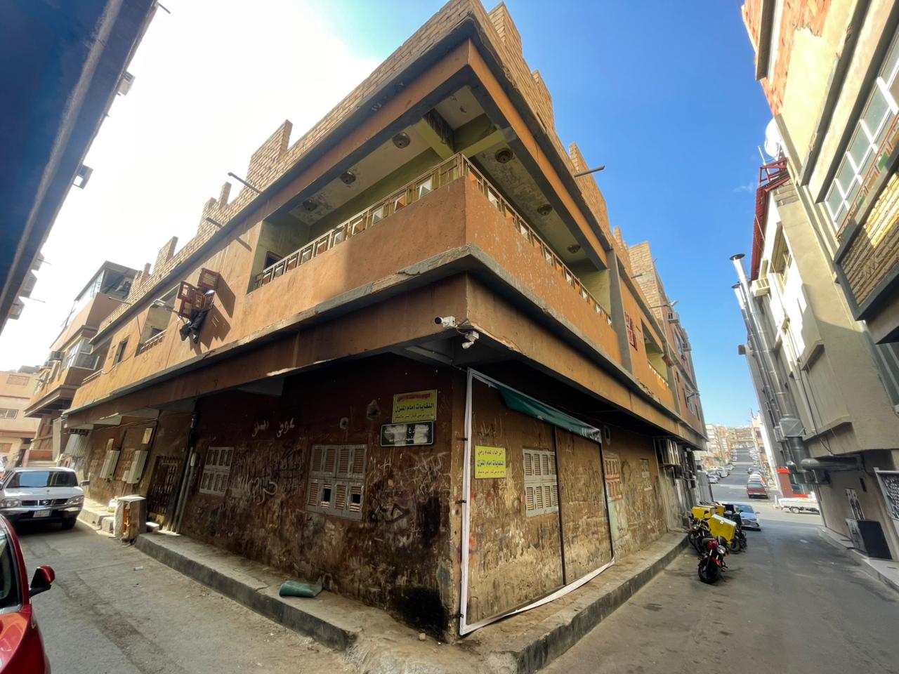 عمارة سكنية بحي الشهداء الجنوبية بالطائف - 260670002641