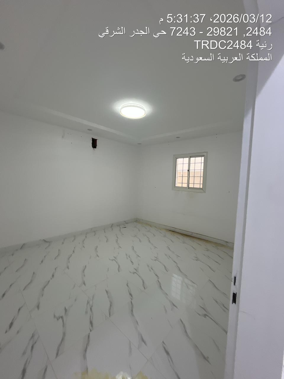 فيلا سكنية بمساحة 300 م ( رنية - الجدر الشرقي ) بصك رقم 282122002131