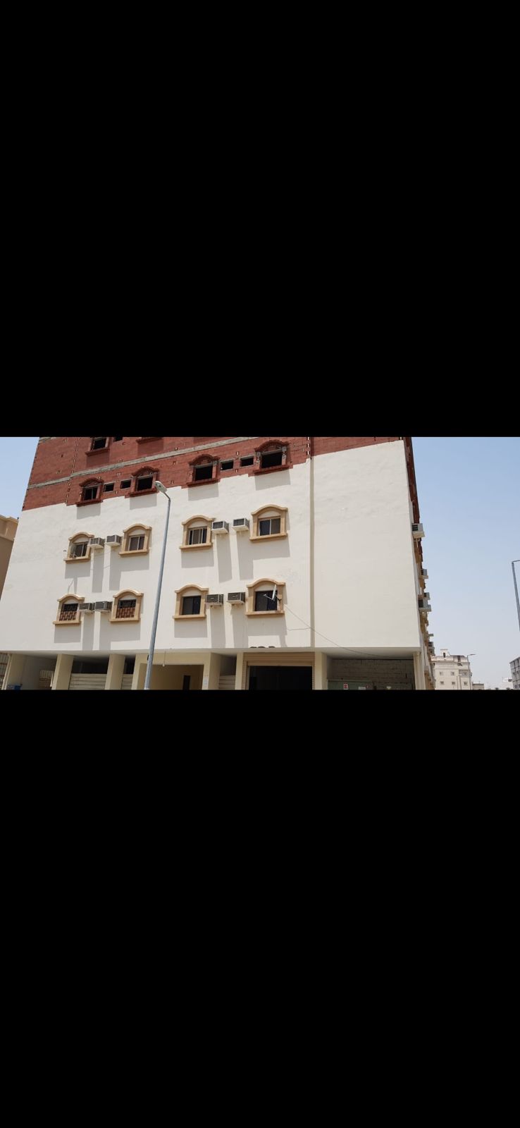 عمارة سكنية في حي الرغامة بمدينة جدة