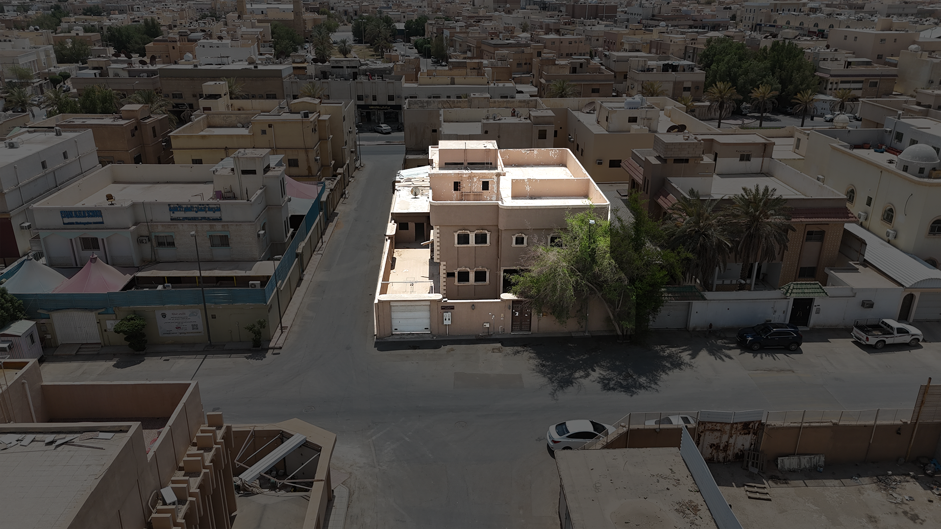 فيلا سكنية في حي الفيصلية بمساحة 600م صك 411610003421