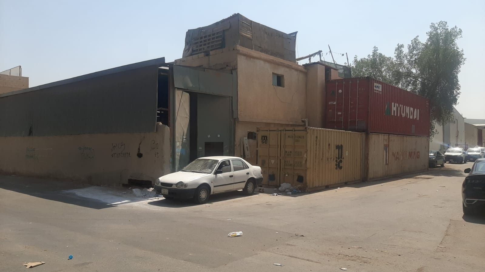 مستودع بمدينة الرياض بحي الفيصلية ــ صك رقم 8384491204400000