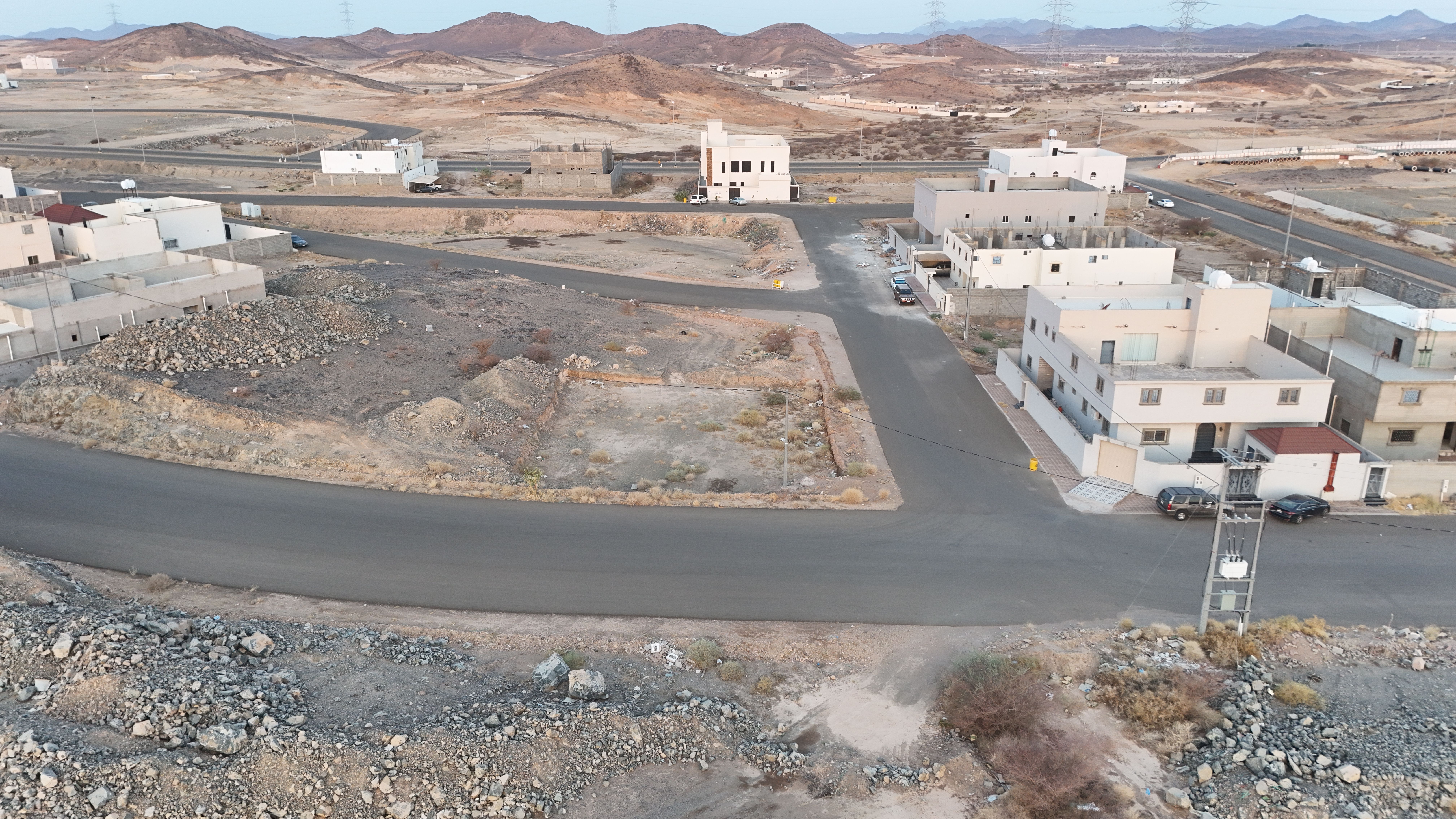 ارض سكنية حي المنح 7- 594065000420