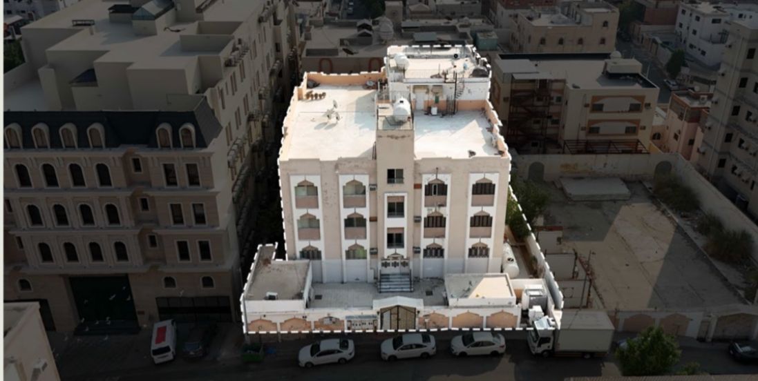 عمارة سكنية في حي الرصيفة بمكة المكرمة