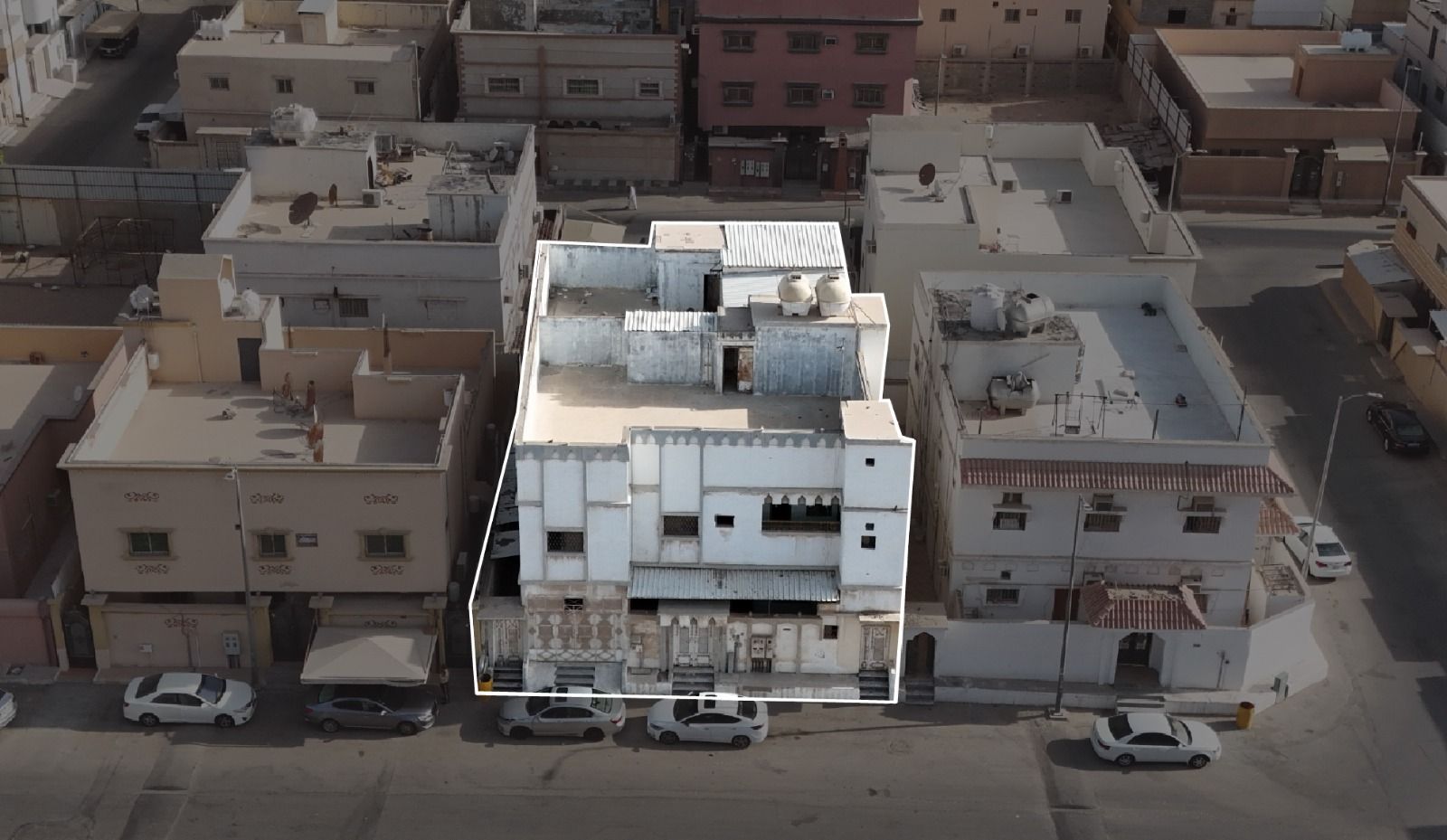 فيلا سكنية في حي الحفيرة بمساحة 341.25م قطعة رقم 4 صك رقم 660653003833