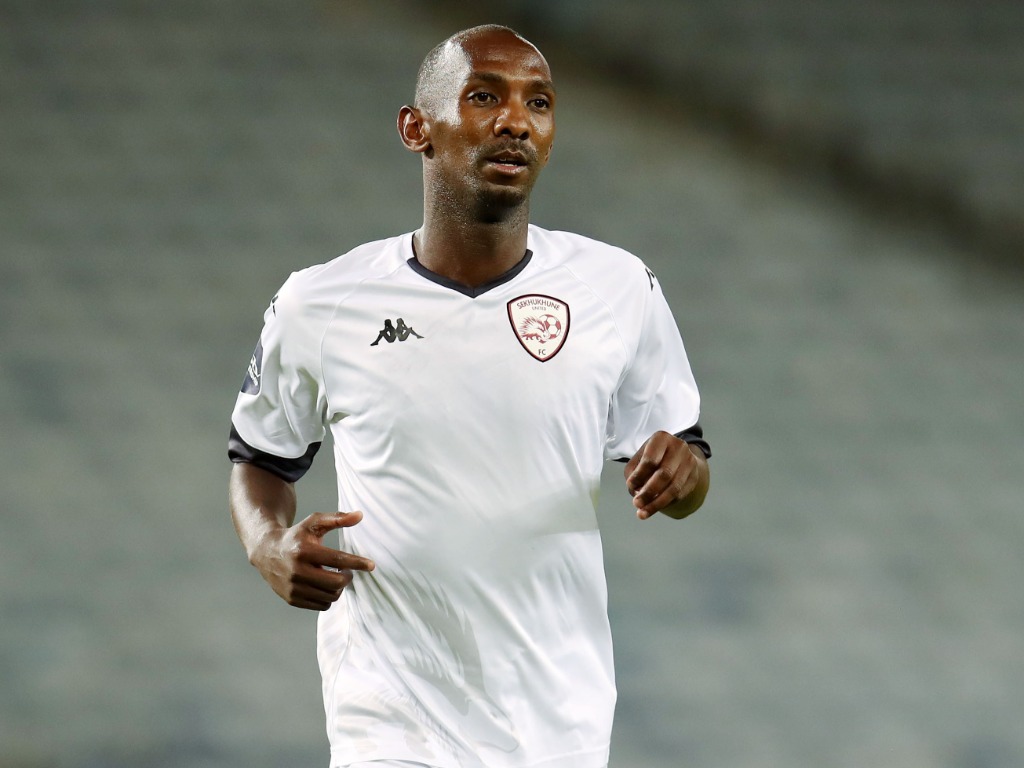 Thabo Rakhale Vodacom Soccer | News | Thabo Rakhale not giving up his football dream