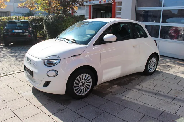 Fiat 500E Kamera/Shz/Totwink./Soh 95.3%