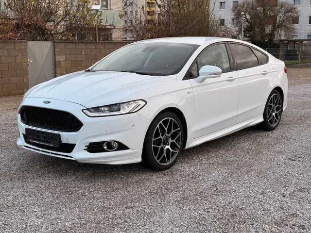 Ford Mondeo Lim St-Line Navi+Kamera+Tempomat+Shz+Lm