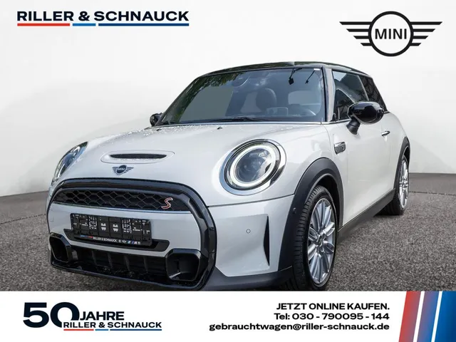 MINI Cooper S Classic Trim Pano+Led+Hu+Navi+Kam+Pdc