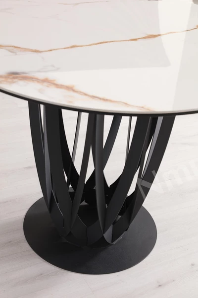 Targa Yuvarlak Sabit Masa