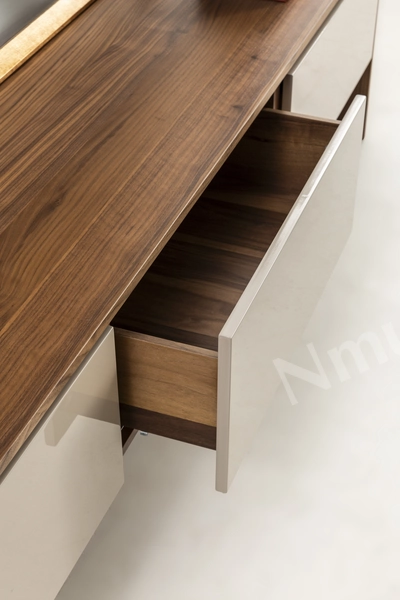 Navarro Televizyon Ünitesi