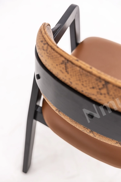 Boss Ahşap Sandalye