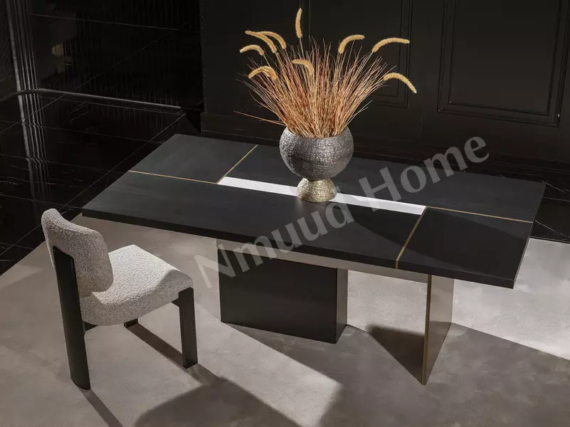 Etro Yemek Odası
