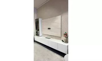 Vena Outlet Televizyon Ünitesi