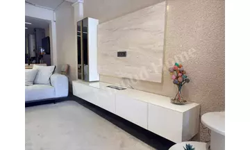 Vena Outlet Televizyon Ünitesi