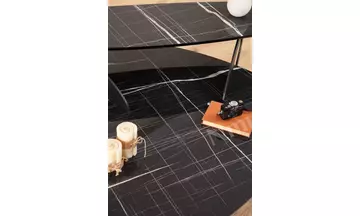 Solid Siyah Orta Sehpa