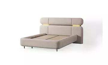 Nenessa Baza & Karyola