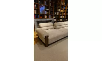 LUCİA Köşe Takımı