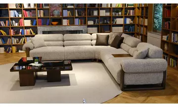 LUCİA Köşe Takımı
