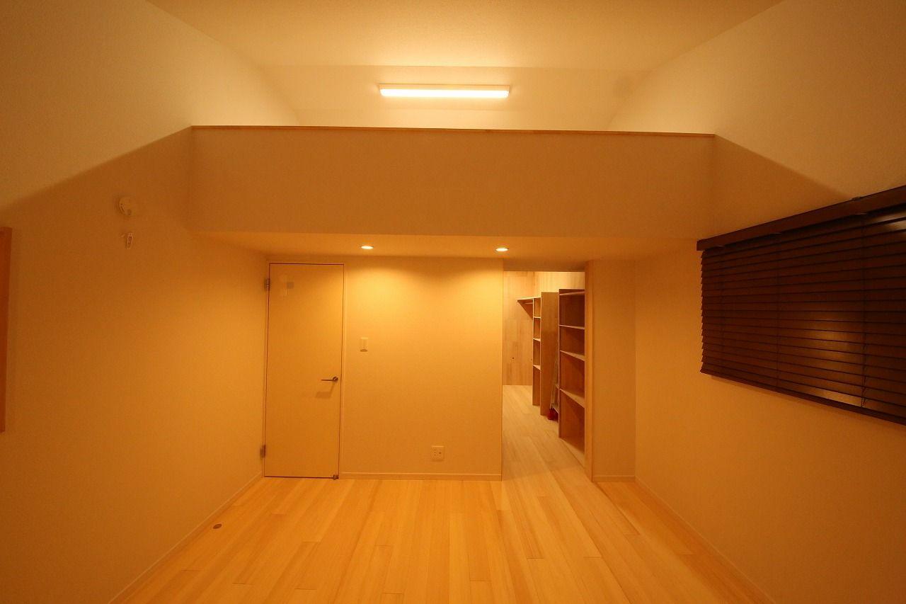シンプル・ナチュラル・自然素材な居室の実例写真