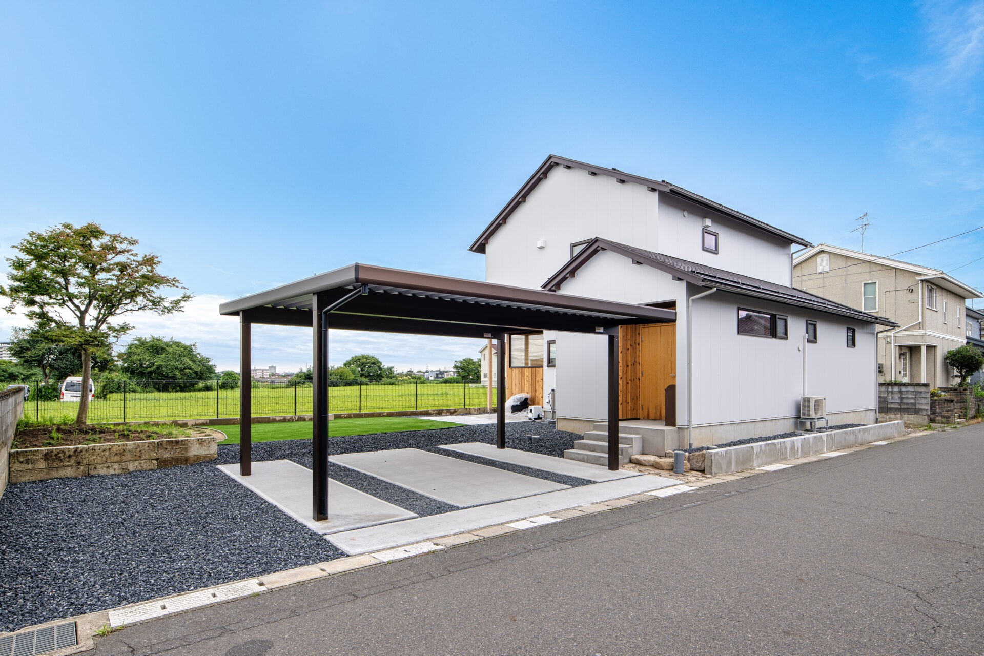 鳥屋野潟をのぞむ家【小張木の家】