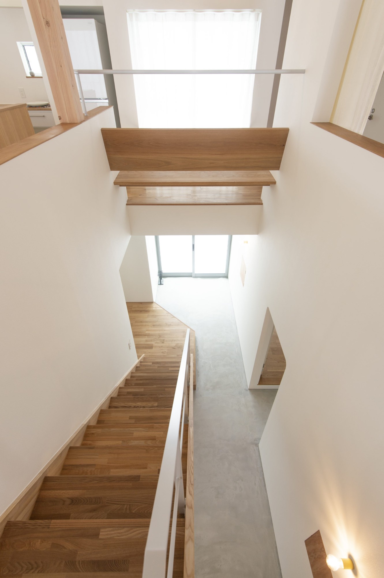 シンプル・ナチュラル・自然素材な階段の実例写真
