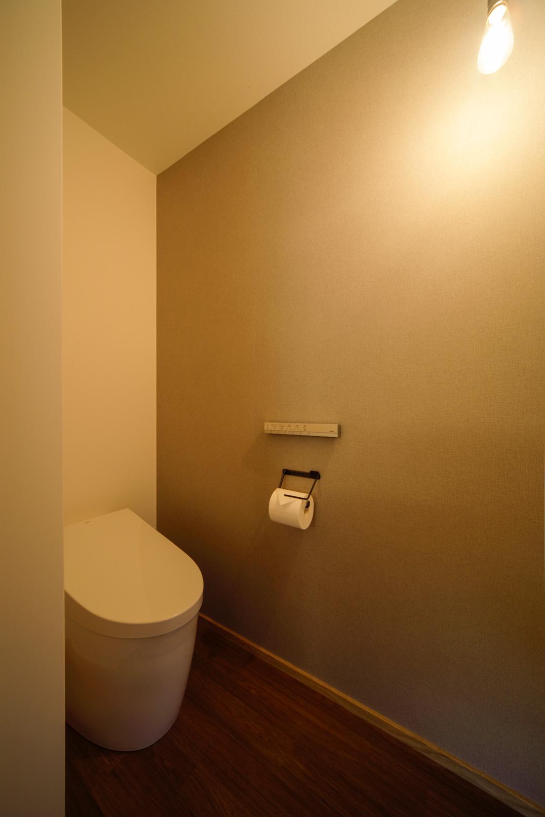 シンプル・ナチュラルなトイレの実例写真
