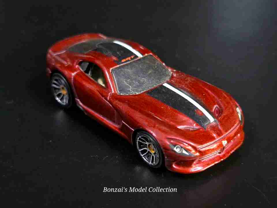 Hot Wheels Dodge Viper SRT