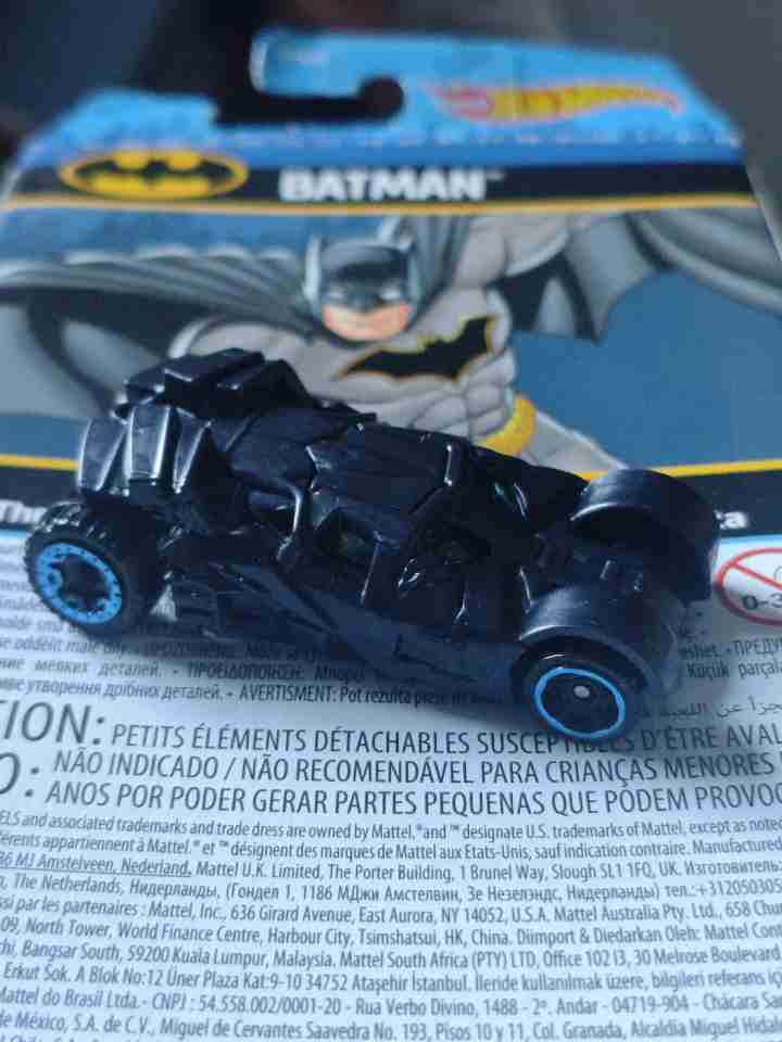 Hot Wheels DC The Dark Knight Batmobile