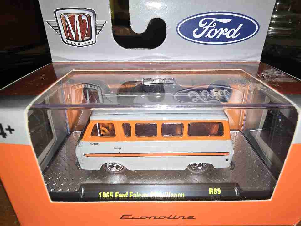 M2 Machines Ford Falcon Club Wagon