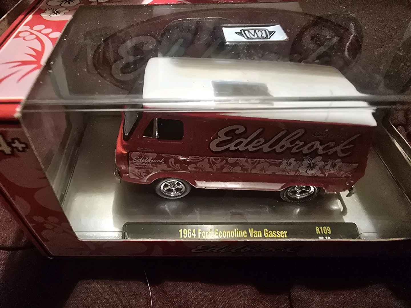 M2 Machines Ford Econoline Van Gasser