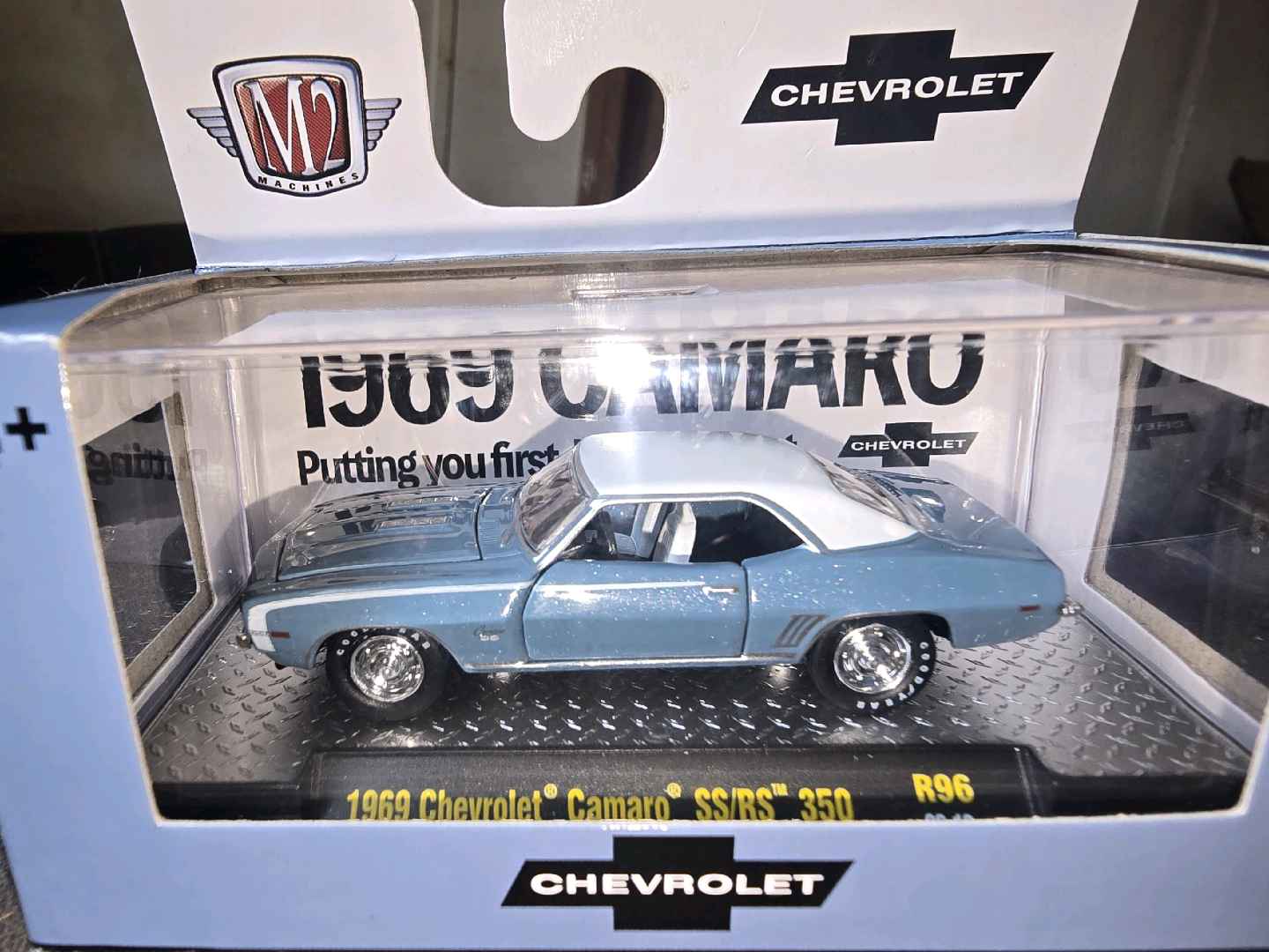 M2 Machines Chevrolet Camaro SS/RS 350