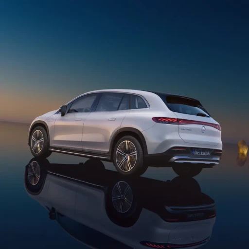 Nowy elektryczny SUV od Mercedes-Benz: EQS SUV 2026